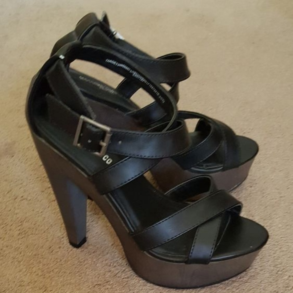 Strappy summer Heels